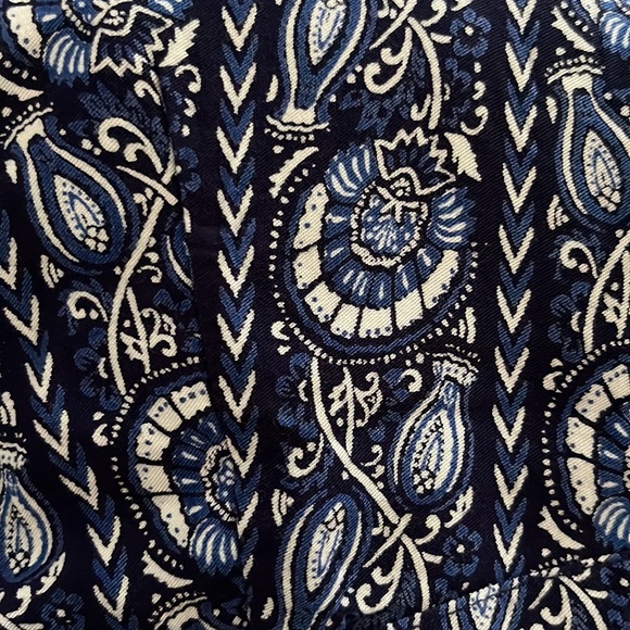 TIGERLILY Adalie Blue V Neck Long Sleeve Tie Front Crop Top NWT - Picture 11 of 12